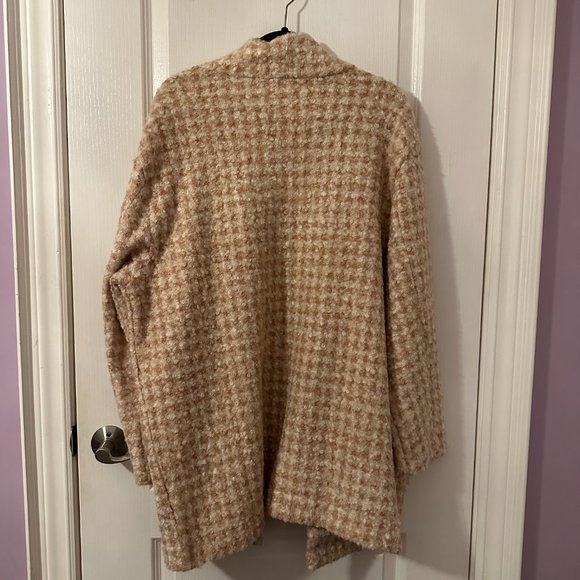 Reitmans Pink Bouclé Open Front Coatigan (Size XL) - Picture 3 of 5